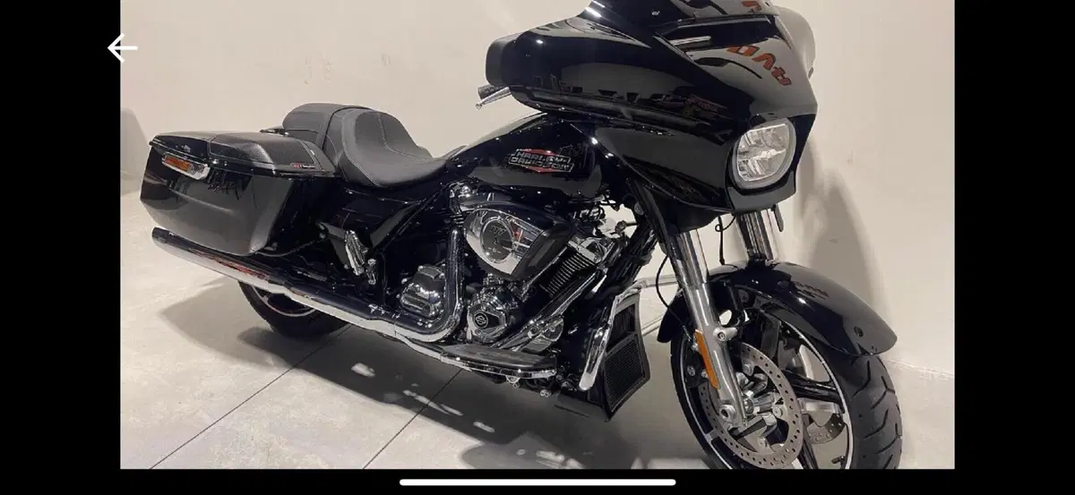 Harley-Davidson Street Glide (2024 - 26)