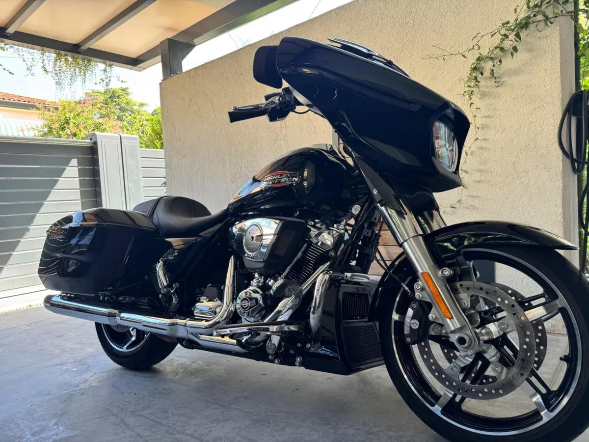 Harley-Davidson Street Glide (2024 - 26) (7)