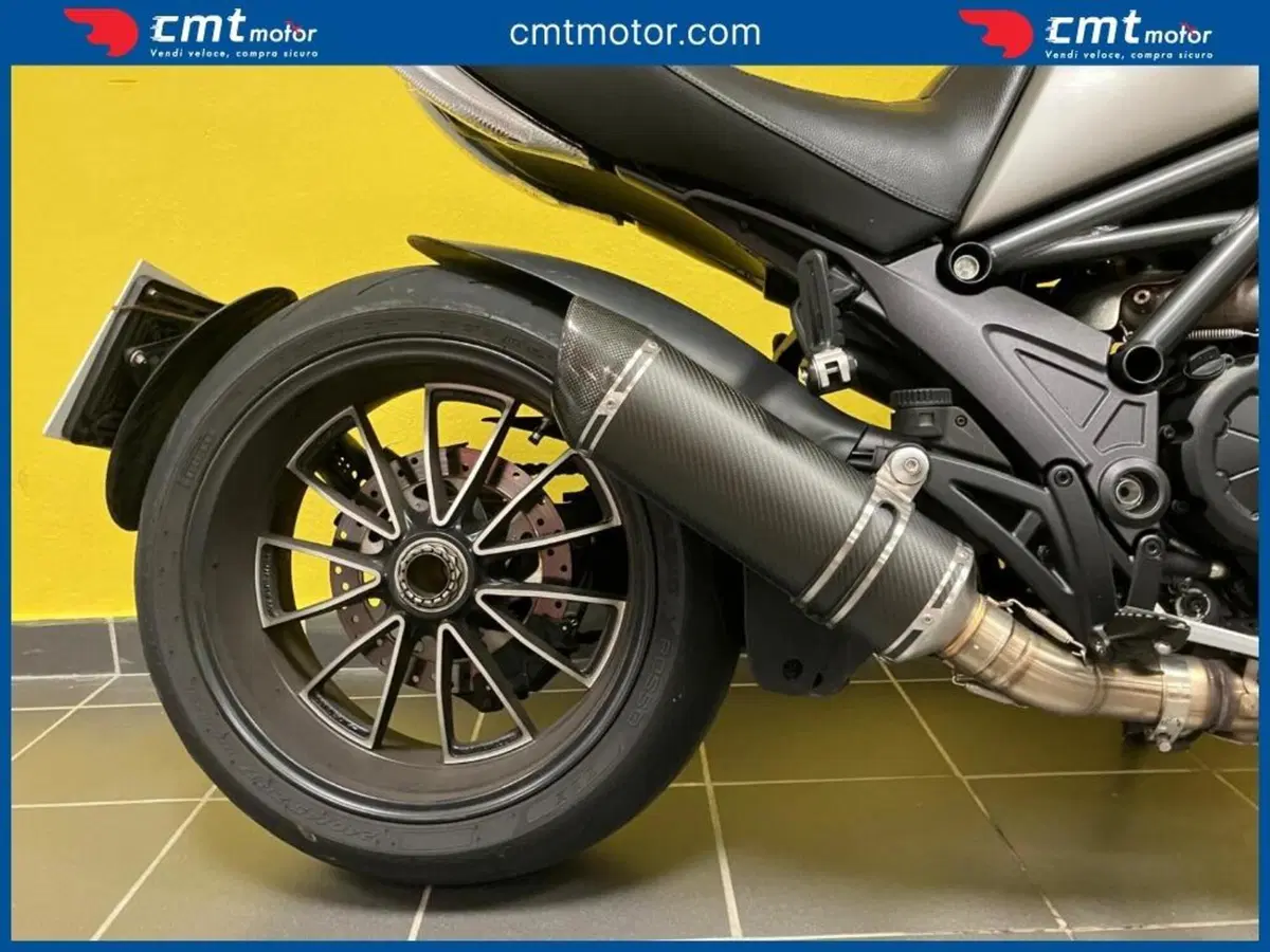 Ducati Diavel 1200 Strada (2010 - 14) (7)