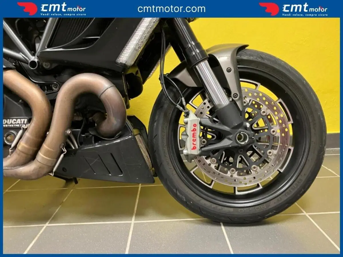 Ducati Diavel 1200 Strada (2010 - 14) (8)