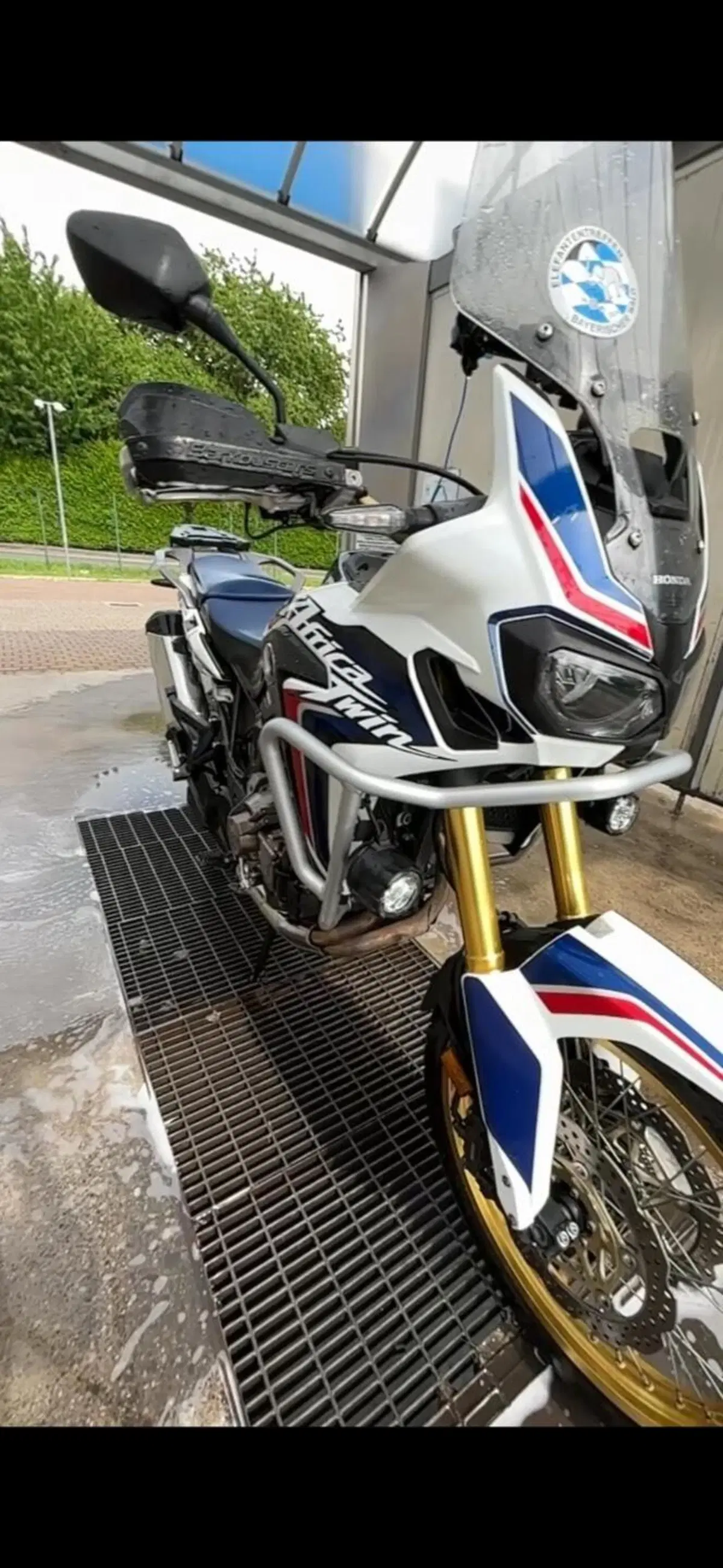 Honda Africa Twin CRF 1000L DCT ABS Travel Edition (2016 - 17) (2)