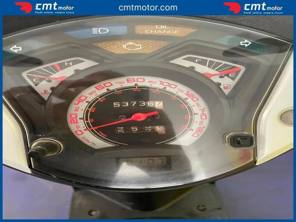 Honda SH 150i (2009 - 12) (5)
