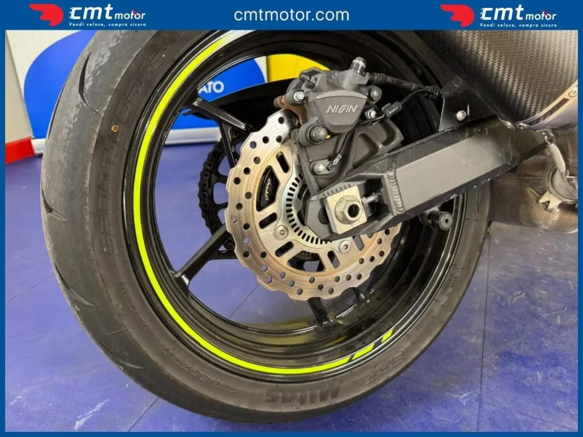 Kawasaki Z 900 Performance (2021 - 24) (8)