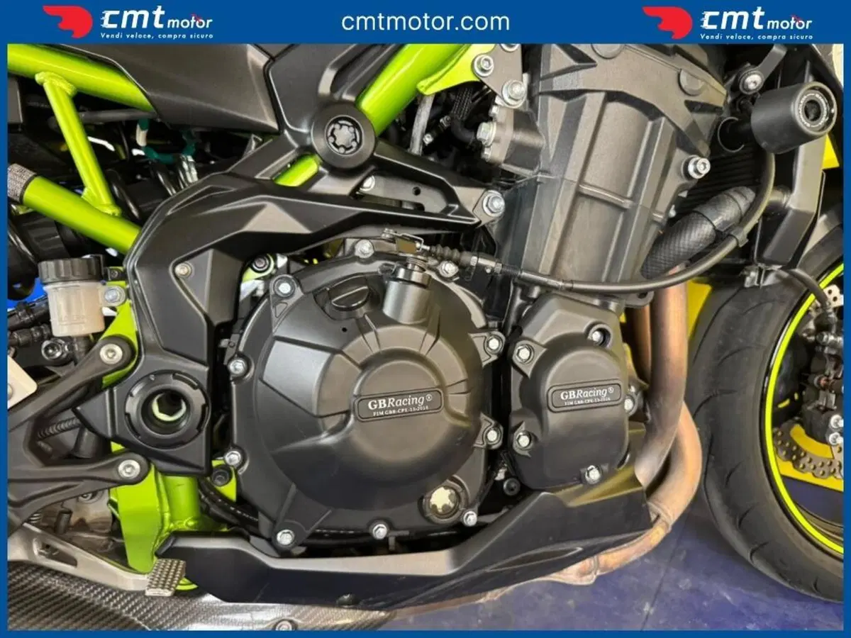 Kawasaki Z 900 Performance (2021 - 24) (9)