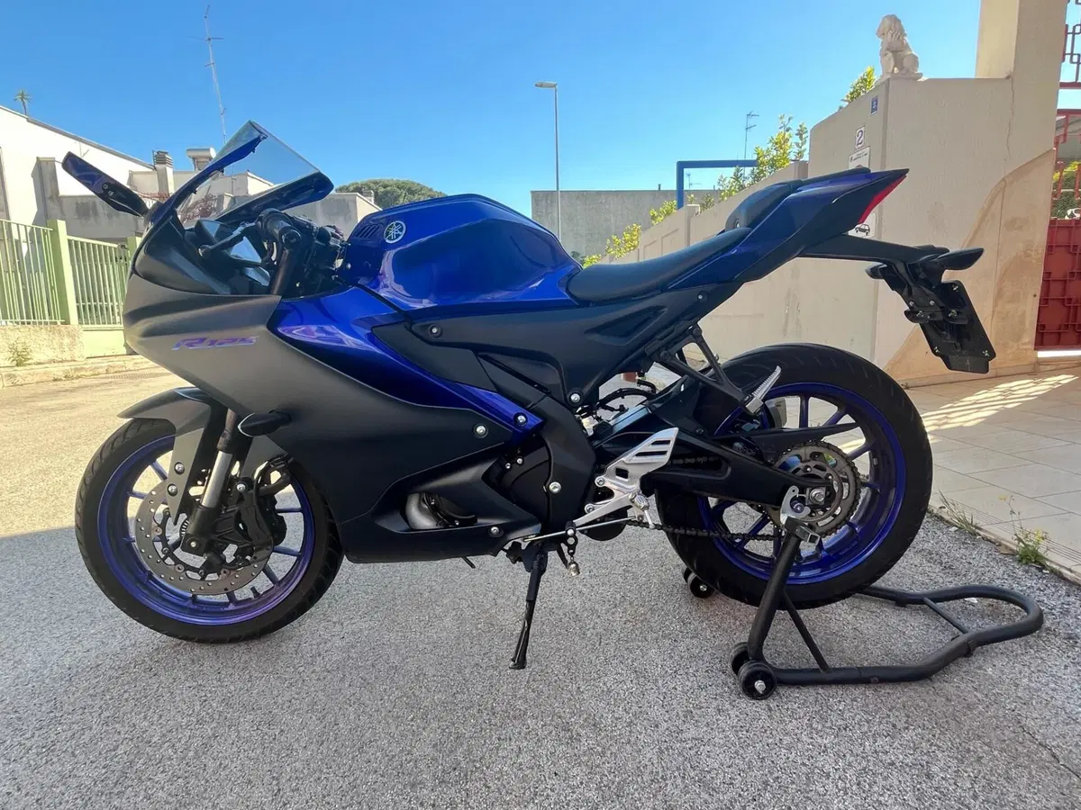 Yamaha YZF R125 (2023 - 26) (2)