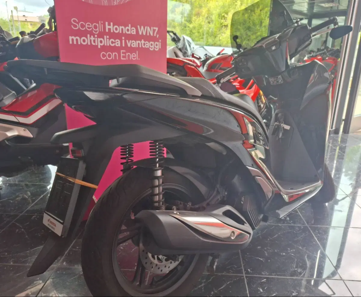 Honda SH 125 Mode (2024 - 26) (10)