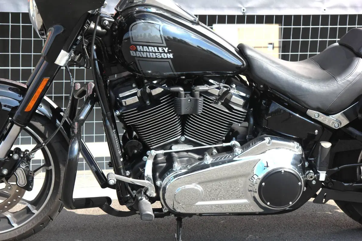 Harley-Davidson Sport Glide (2021 - 25) (8)