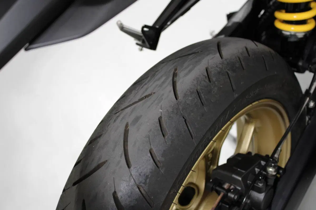 Yamaha YZF R3 (2021 - 24) (7)