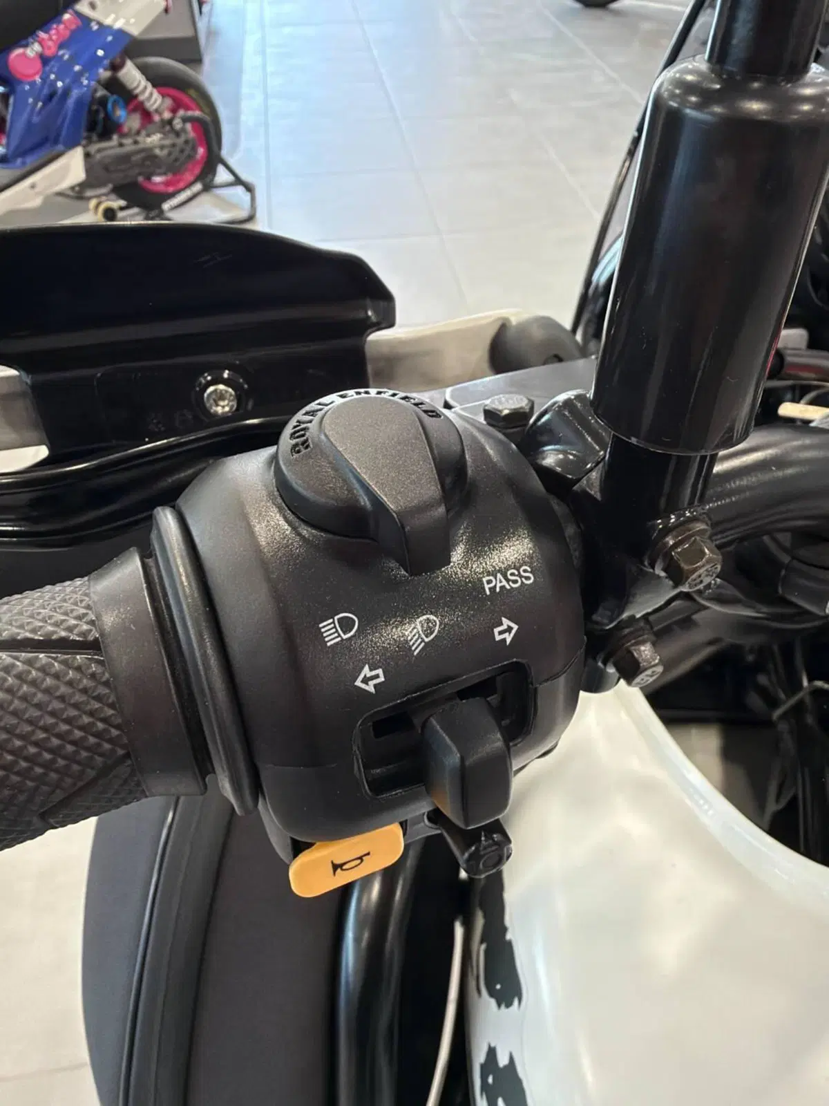 Royal Enfield Himalayan 450 Tubeless (2024 - 26) (10)