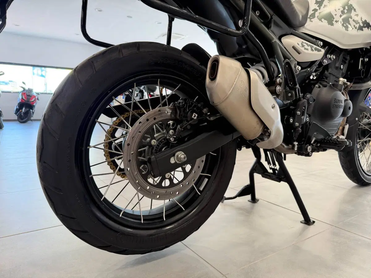 Royal Enfield Himalayan 450 Tubeless (2024 - 26) (17)