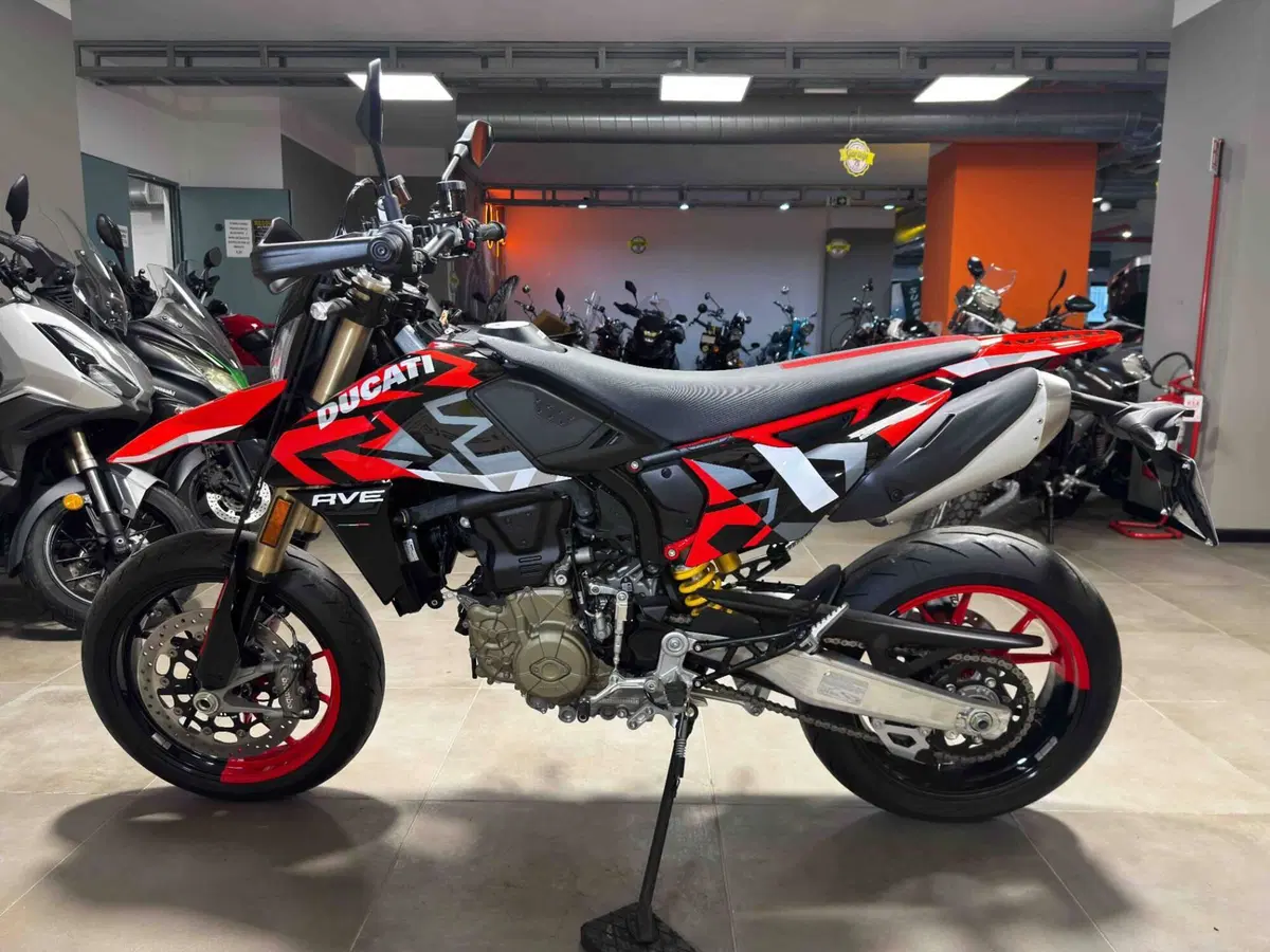 Ducati Hypermotard 698 Mono RVE (2024 - 26) (4)