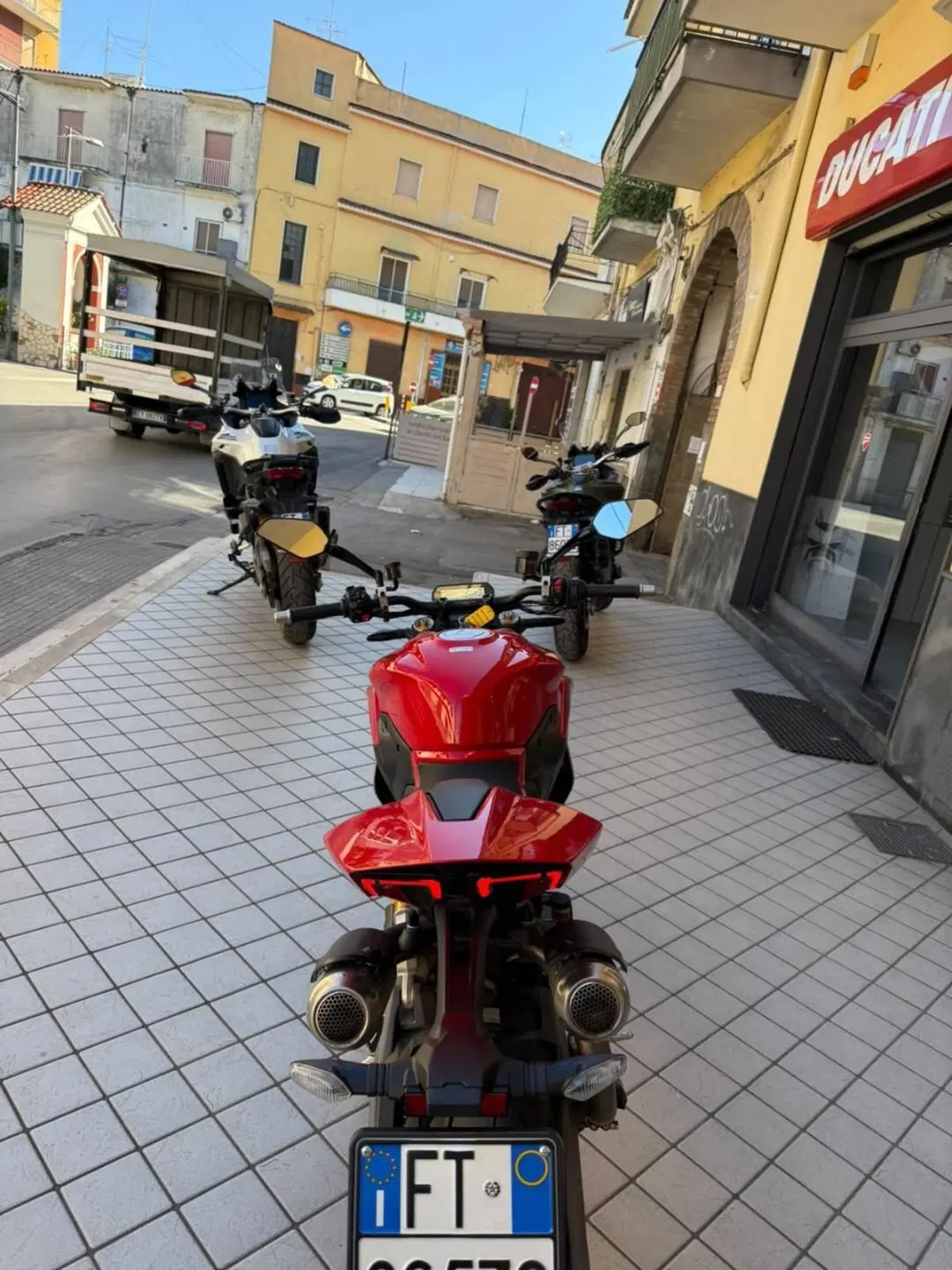 Ducati Streetfighter V2 S (2025 - 26) (5)