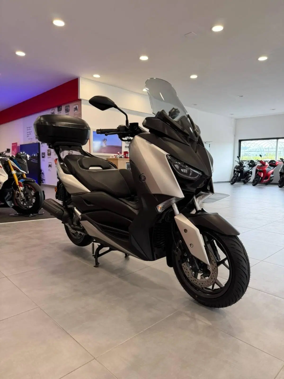 Yamaha X-Max 125 (2021 - 24) (5)