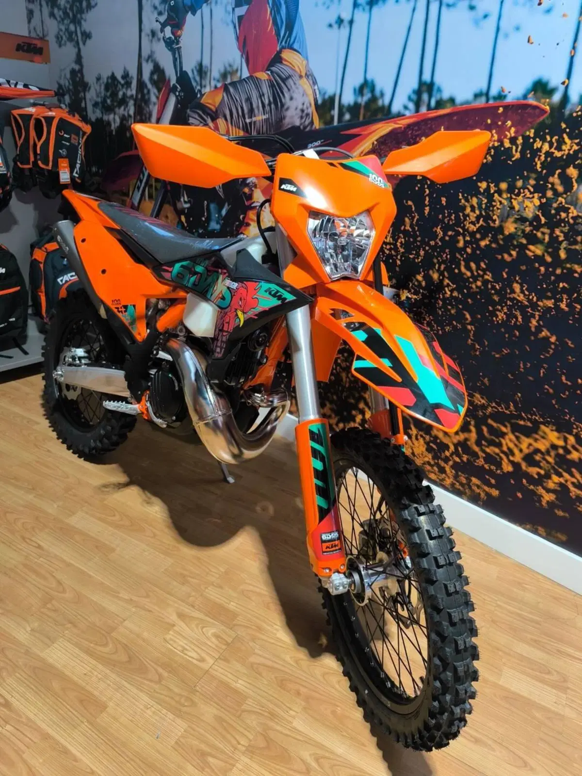 KTM 300 EXC 6Days (2027) (2)