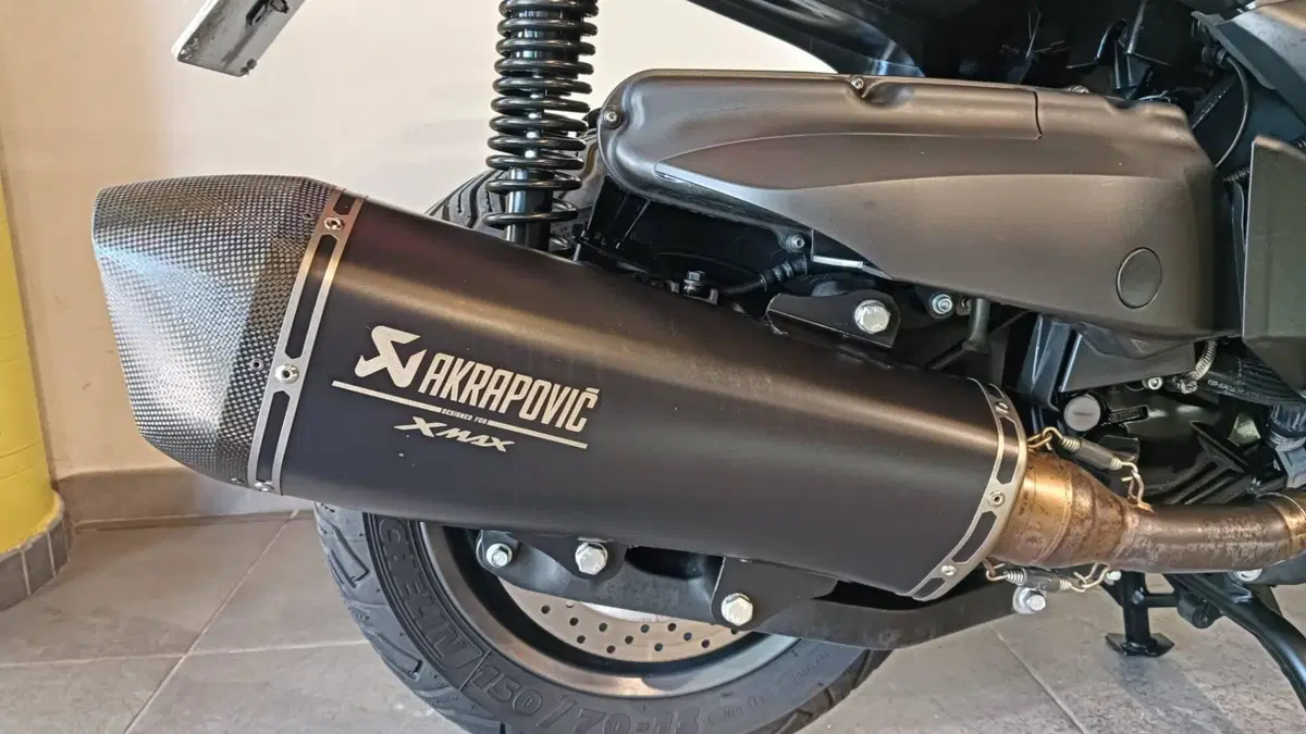 Yamaha X-Max 400 ABS (2017 - 20) (9)