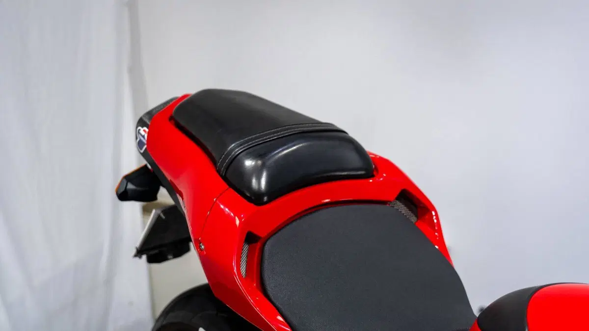 Ducati 999 (2005 - 06) (4)