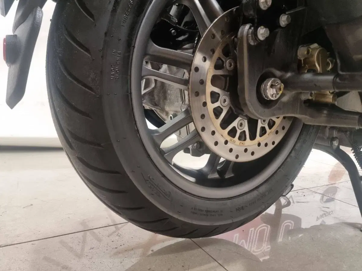 Piaggio Beverly 400 S ABS-ASR (2021 - 24) (7)