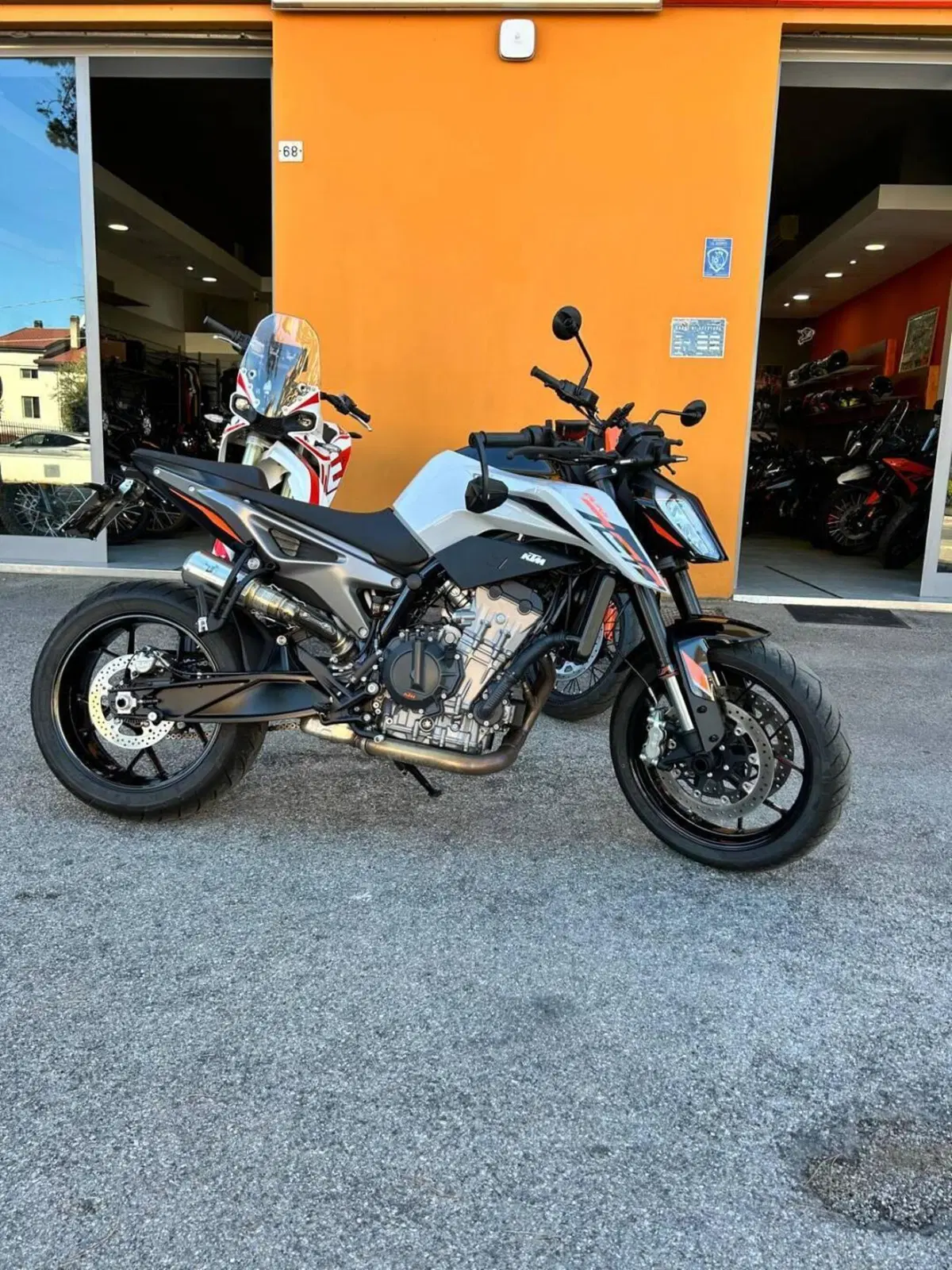 KTM 790 Duke L (2023 - 24)