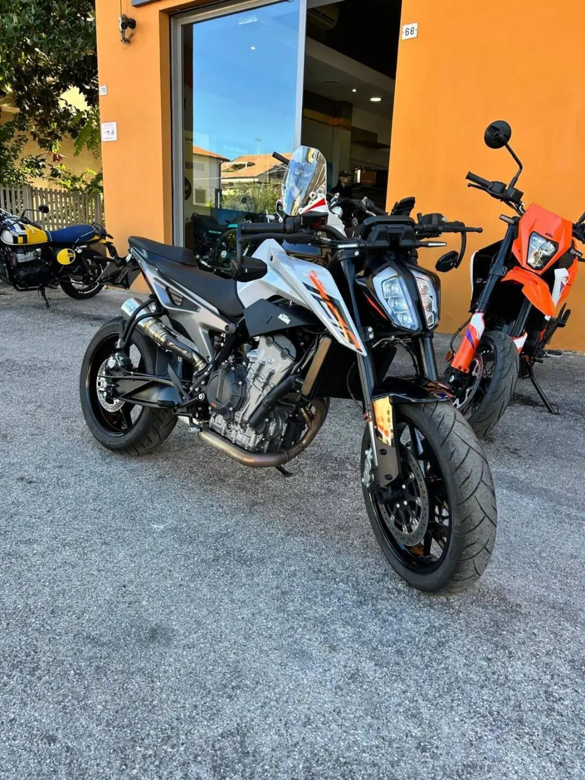 KTM 790 Duke L (2023 - 24) (2)