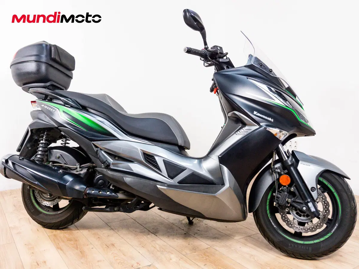 Kawasaki J 300 ABS (2014 - 16) (2)