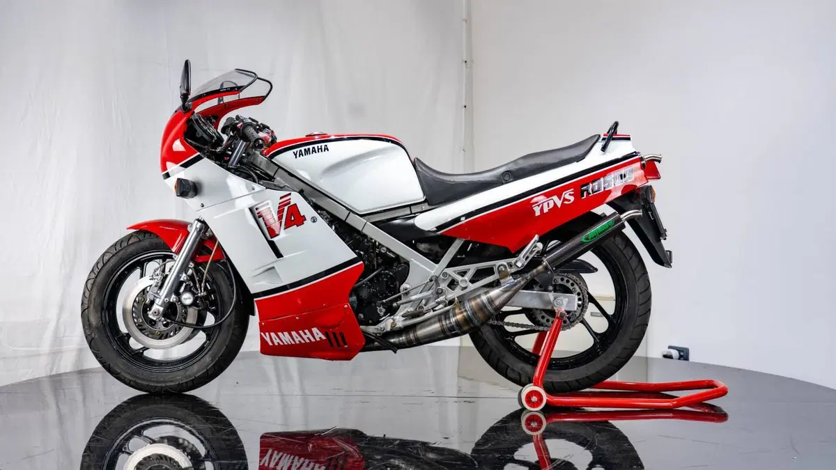 Yamaha RD 500 LC (2)