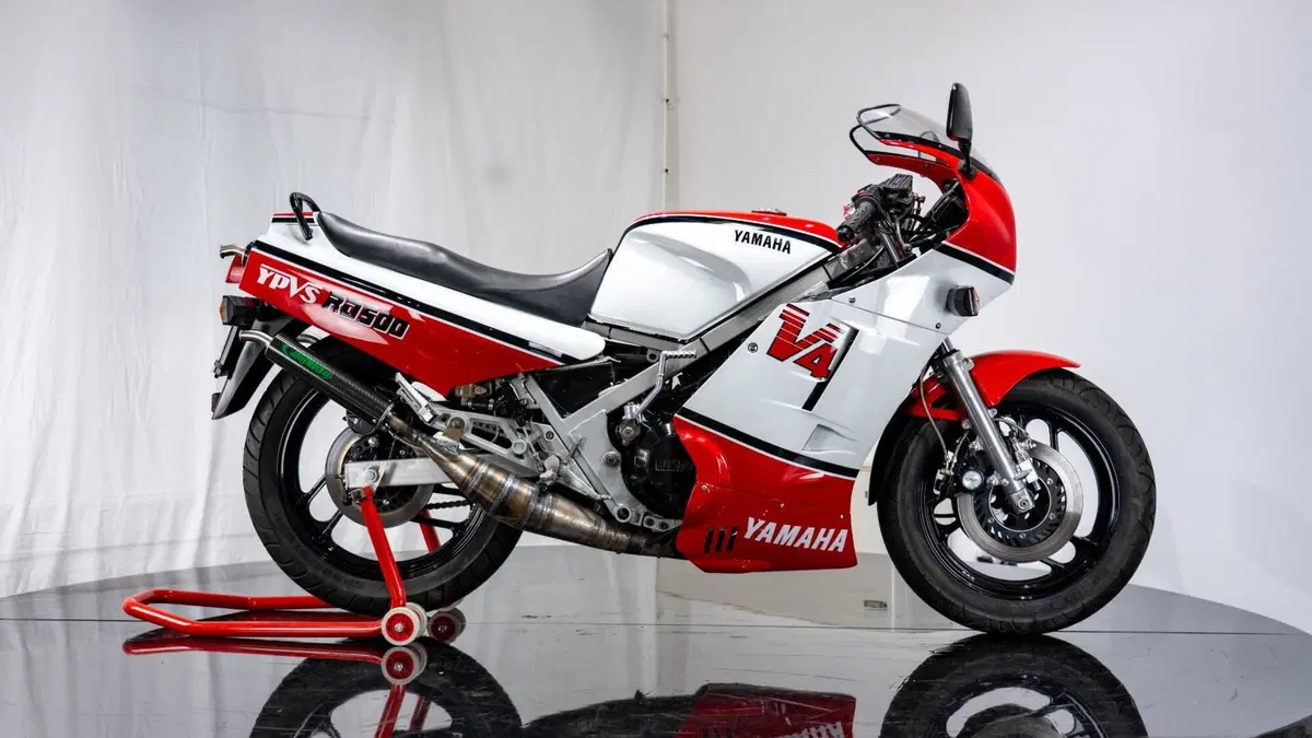 Yamaha RD 500 LC (6)