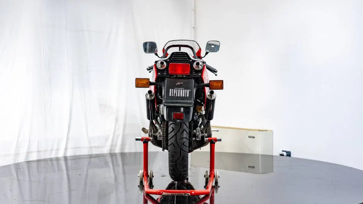 Yamaha RD 500 LC (8)