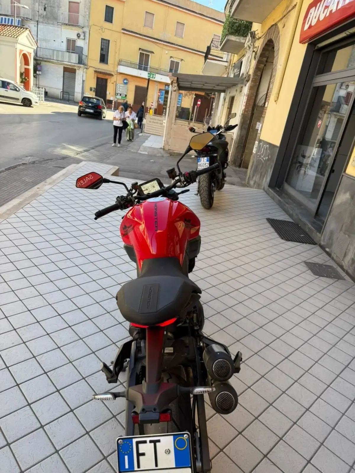 Ducati Monster 890 + (2026) (5)