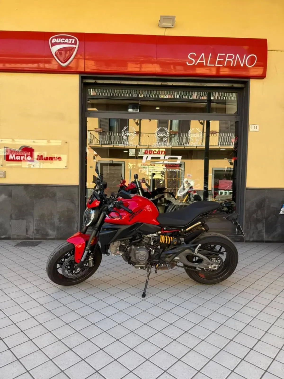 Ducati Monster 890 + (2026)