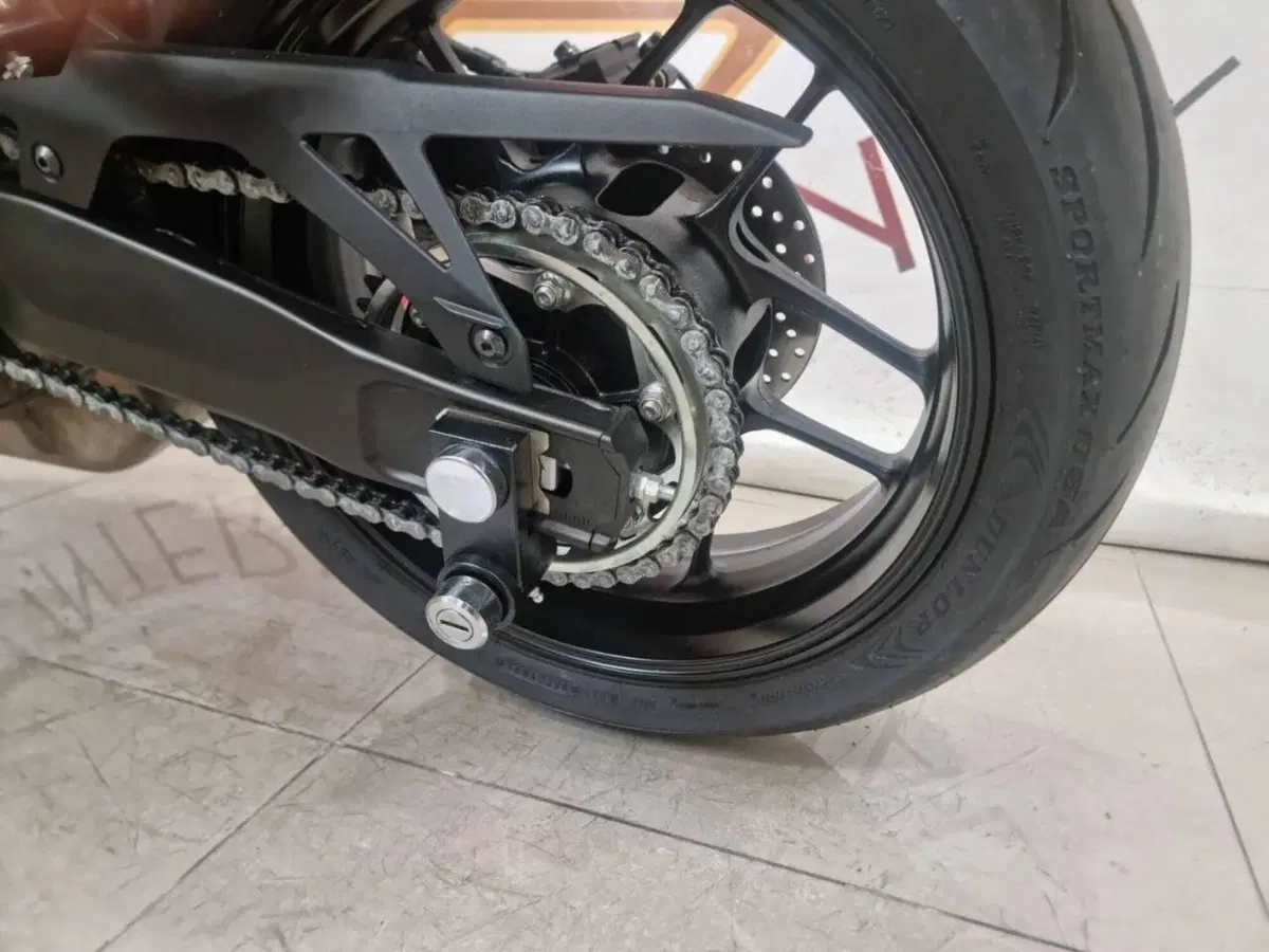 Yamaha MT-07 Y-AMT (2025 - 26) (9)