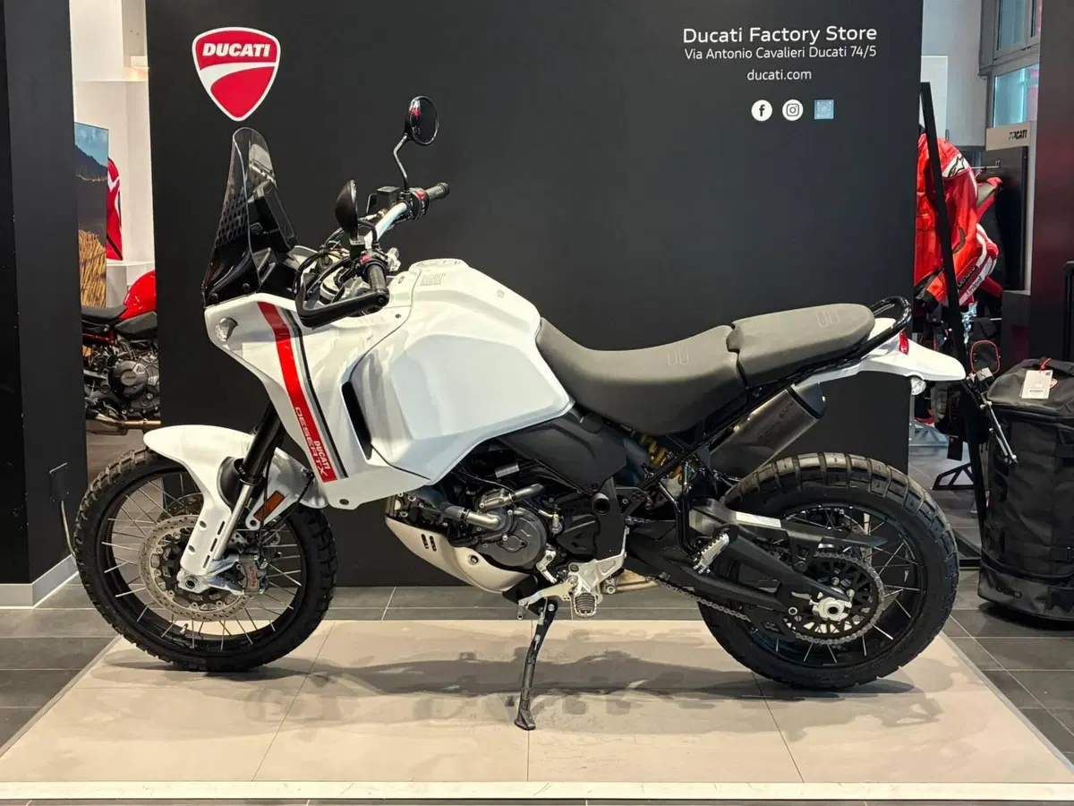 Ducati DesertX (2022 - 25) (4)