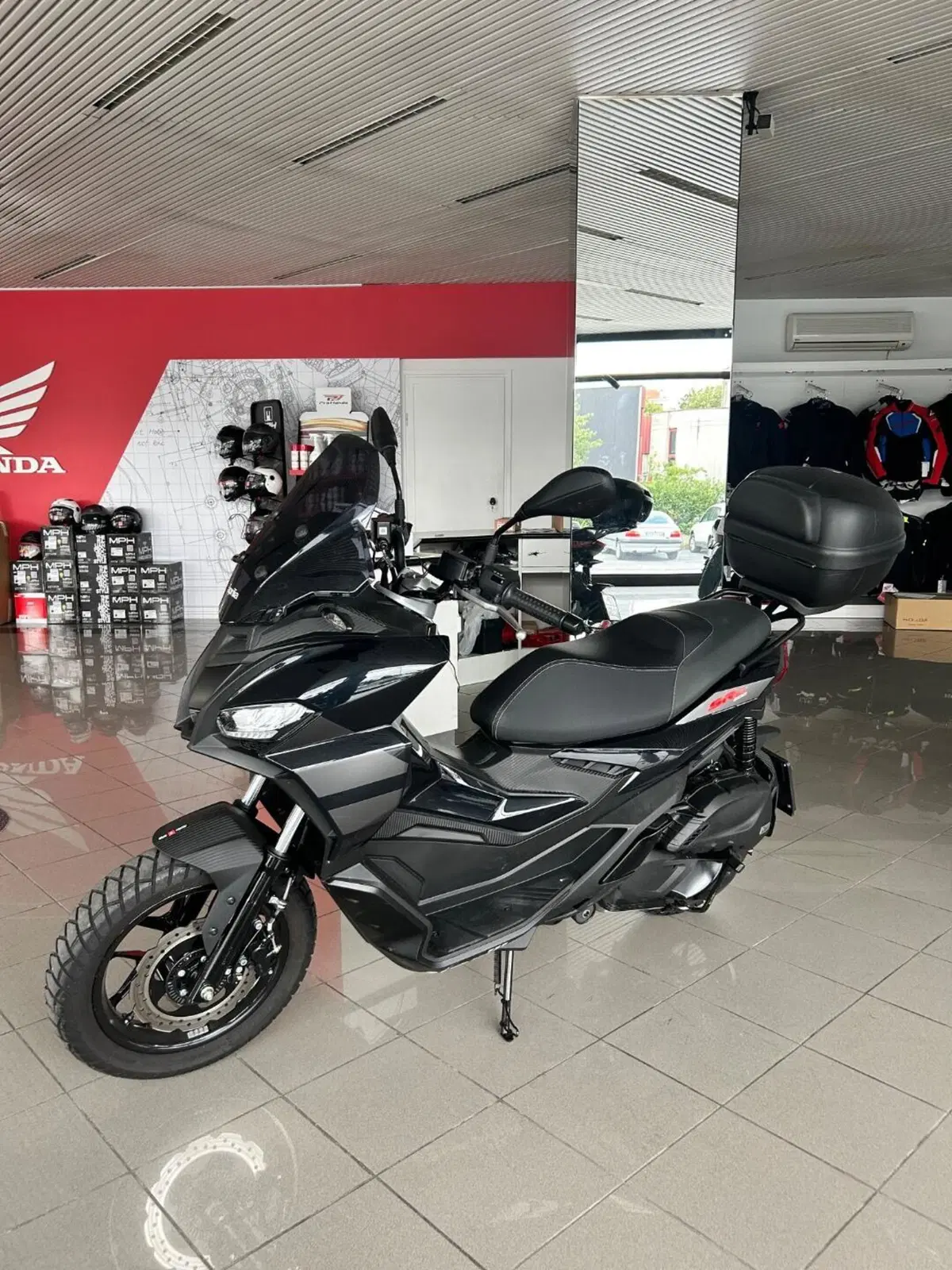 Aprilia SR GT 200 (2025 - 26) (2)