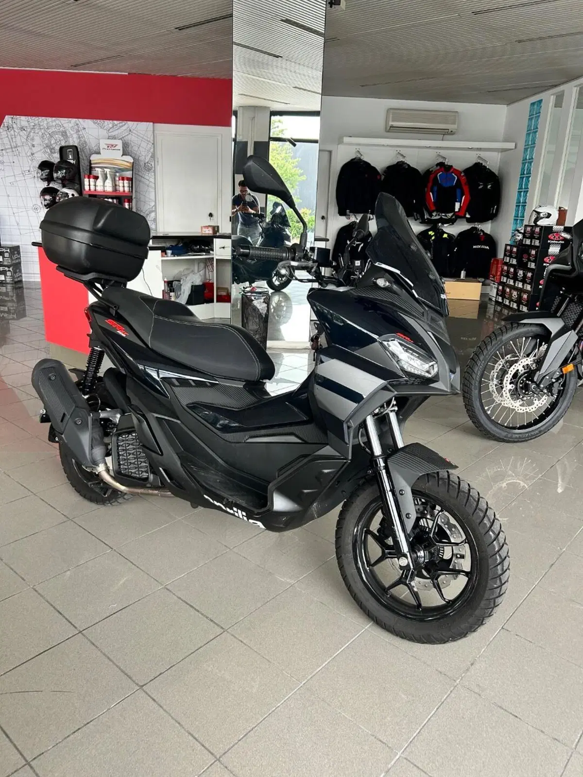 Aprilia SR GT 200 (2025 - 26) (3)