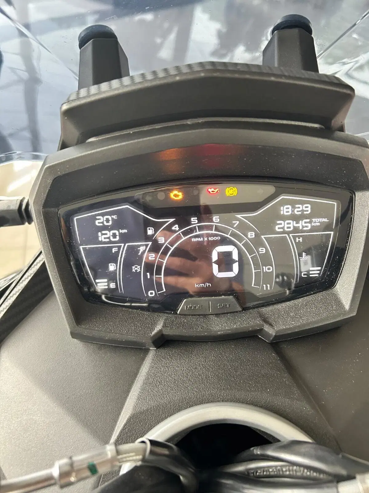 Aprilia SR GT 200 (2025 - 26) (5)