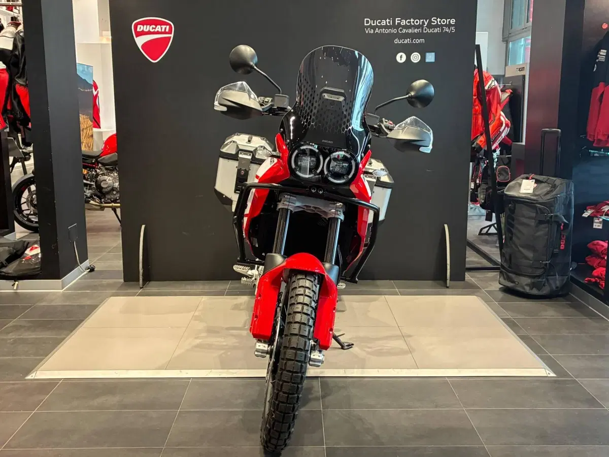 Ducati DesertX Discovery (2025) (3)