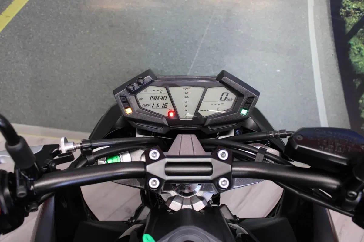 Kawasaki Z 800 ABS (2012 - 16) (6)