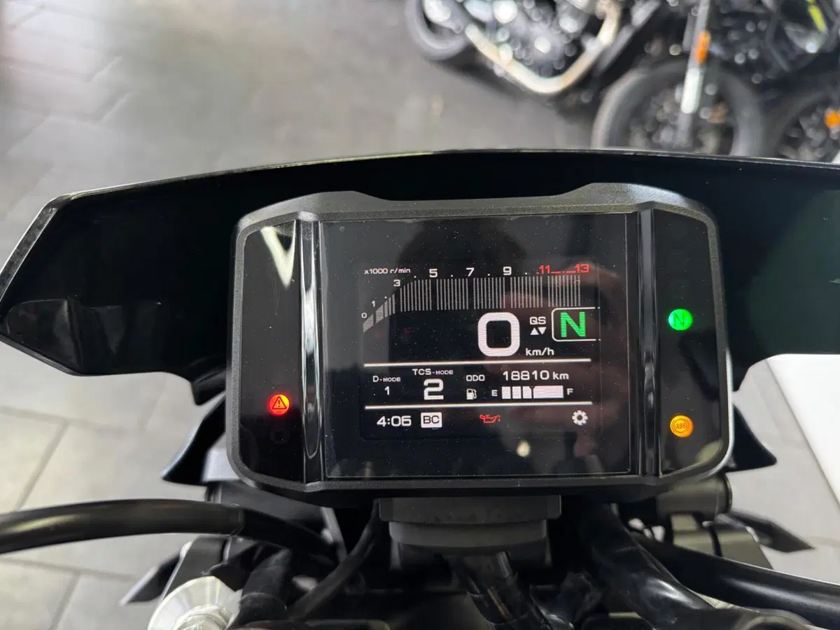 Yamaha MT-09 SP (2021 - 23) (7)