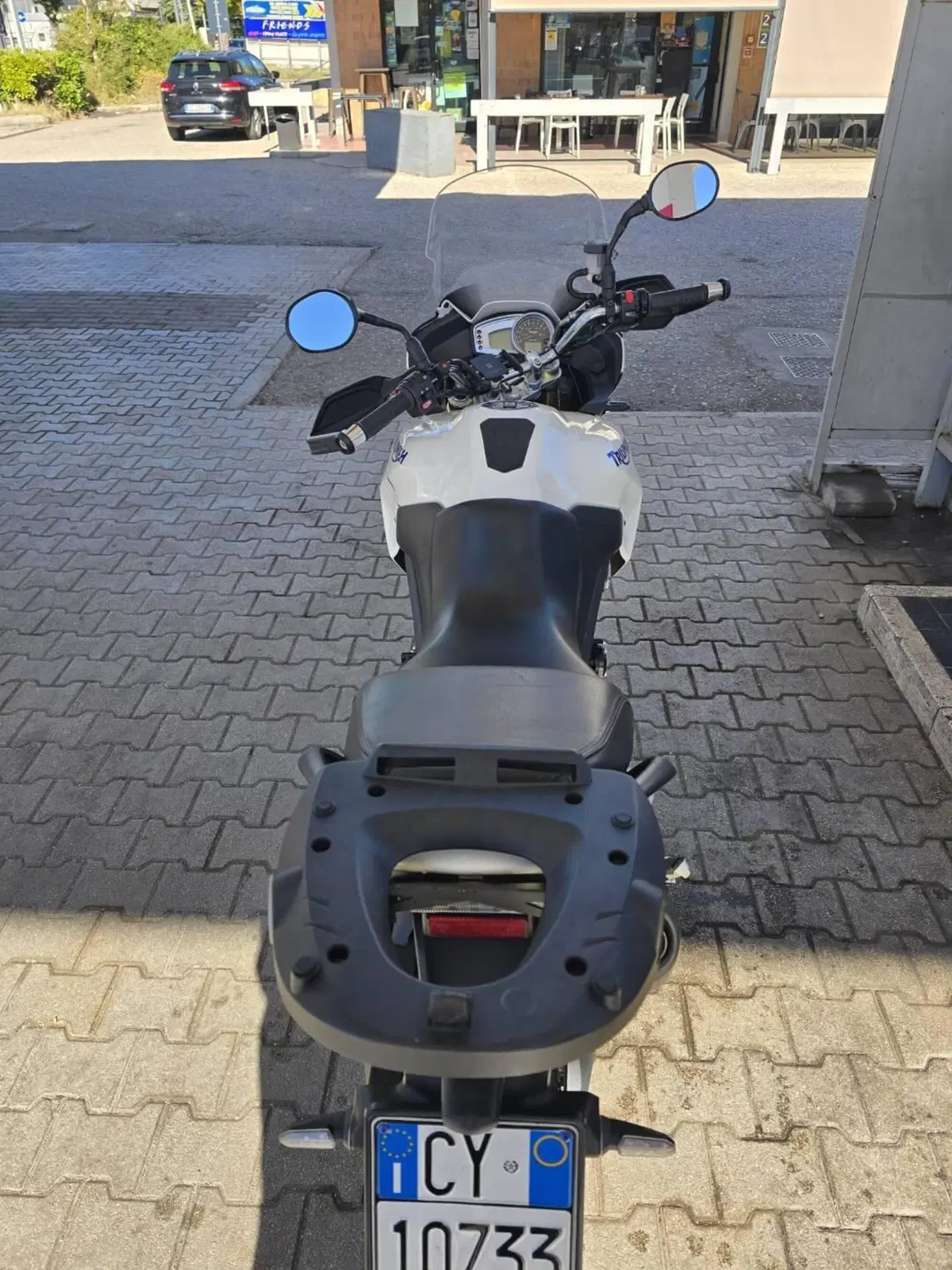 Triumph Tiger 1050 SE ABS (2006 - 13) (2)