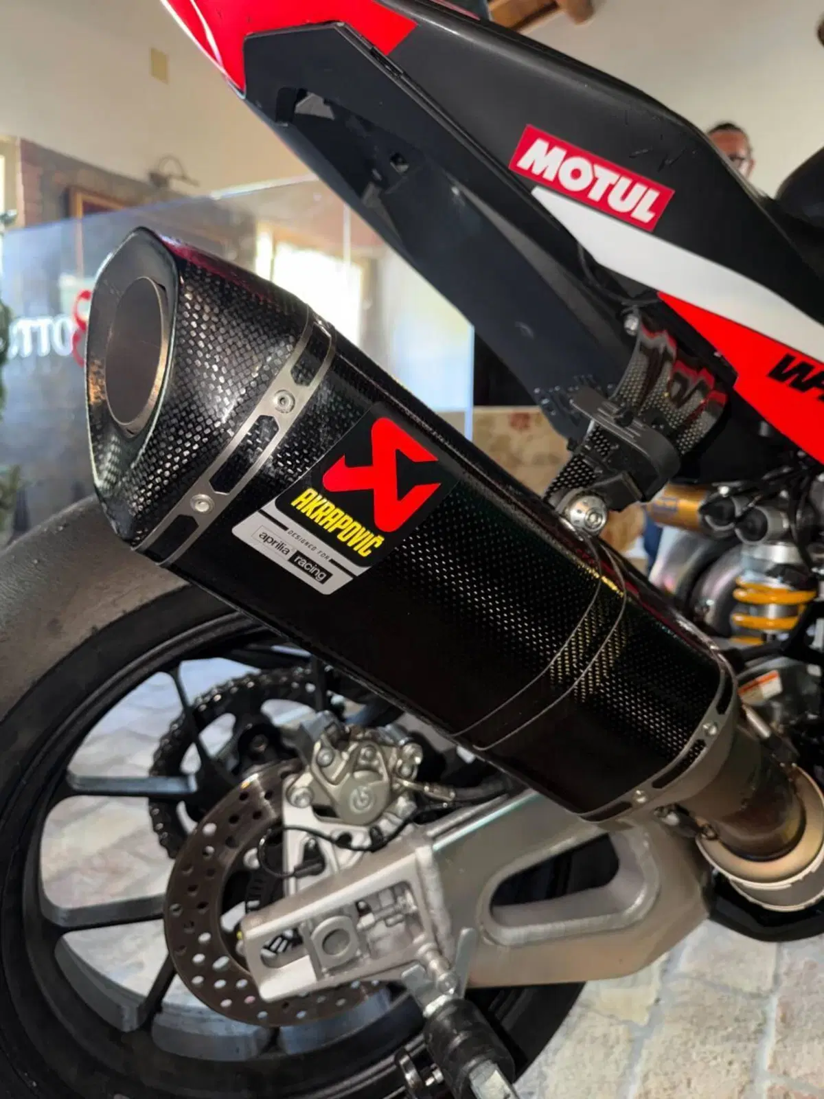 Aprilia RSV4 1100 Factory (2021 - 24) (5)