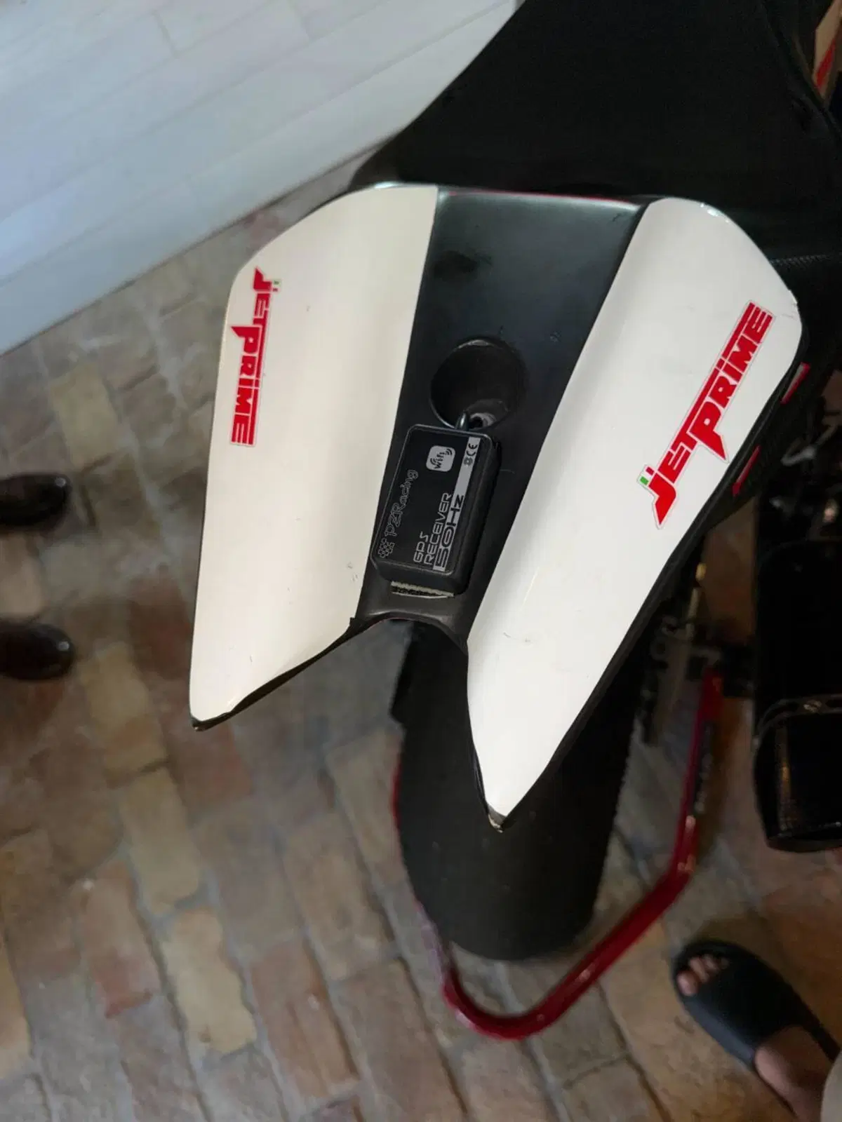 Aprilia RSV4 1100 Factory (2021 - 24) (6)