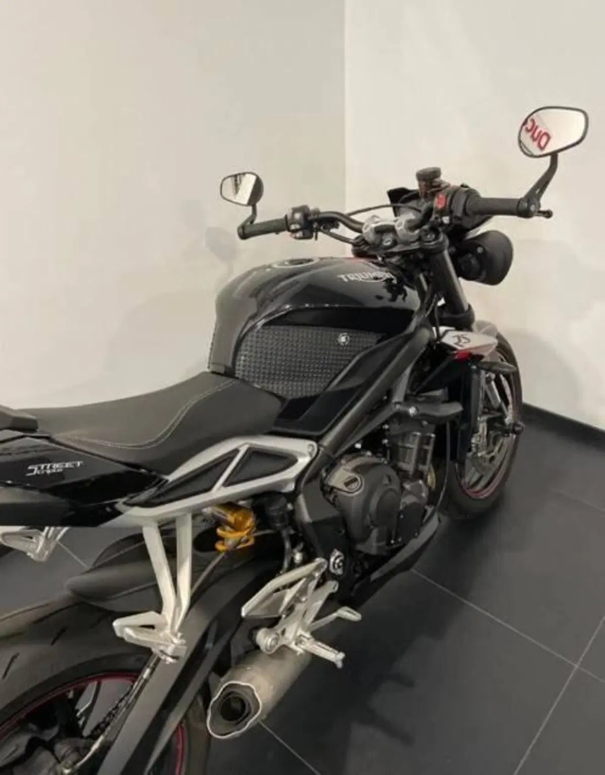 Ducati Streetfighter V4 1100 SP (2022) (4)