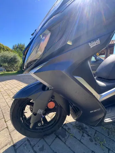 Kymco Downtown 350i TCS (2021 - 25) usata