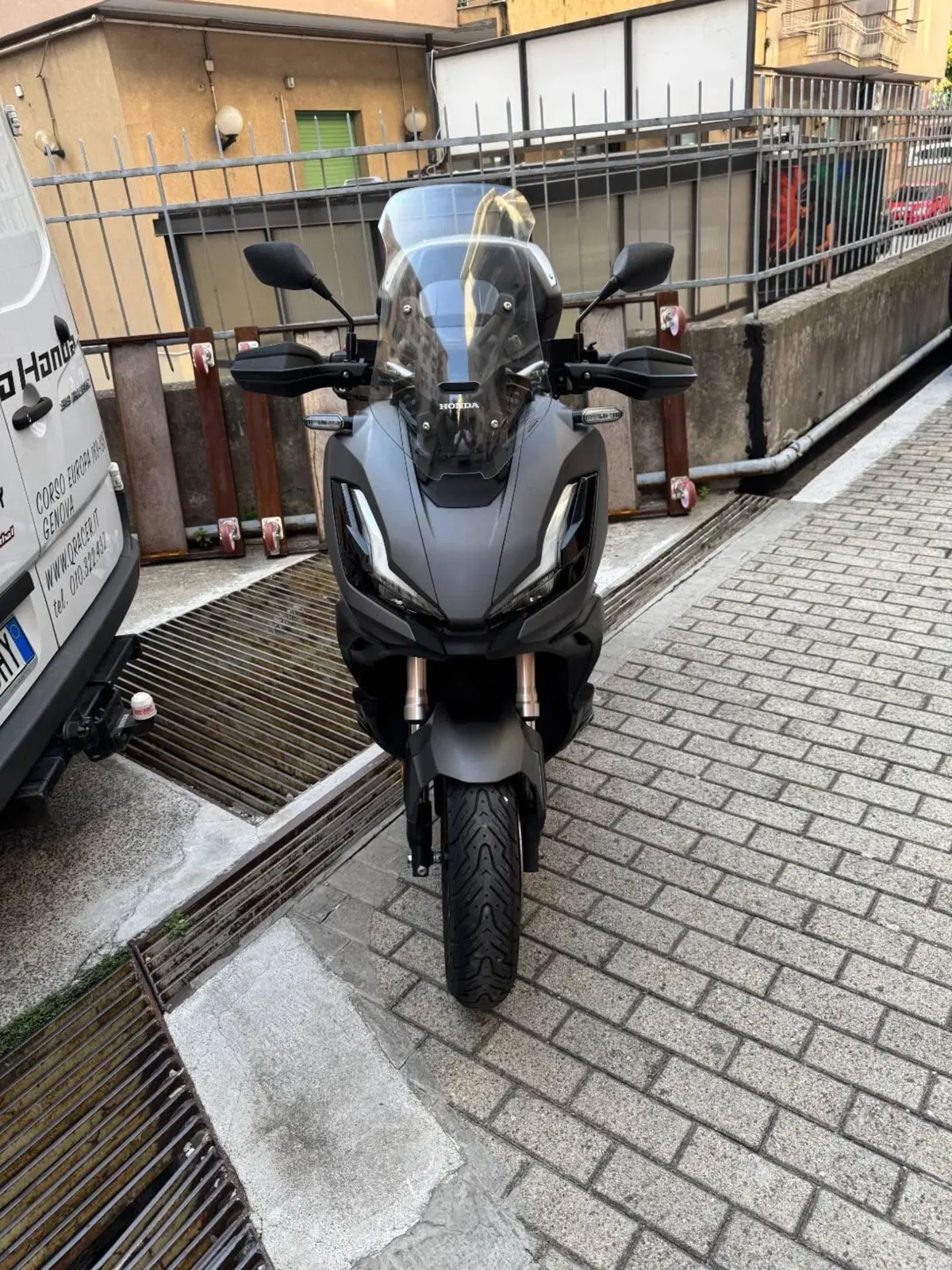 Honda ADV 350 (2022 - 24) (3)