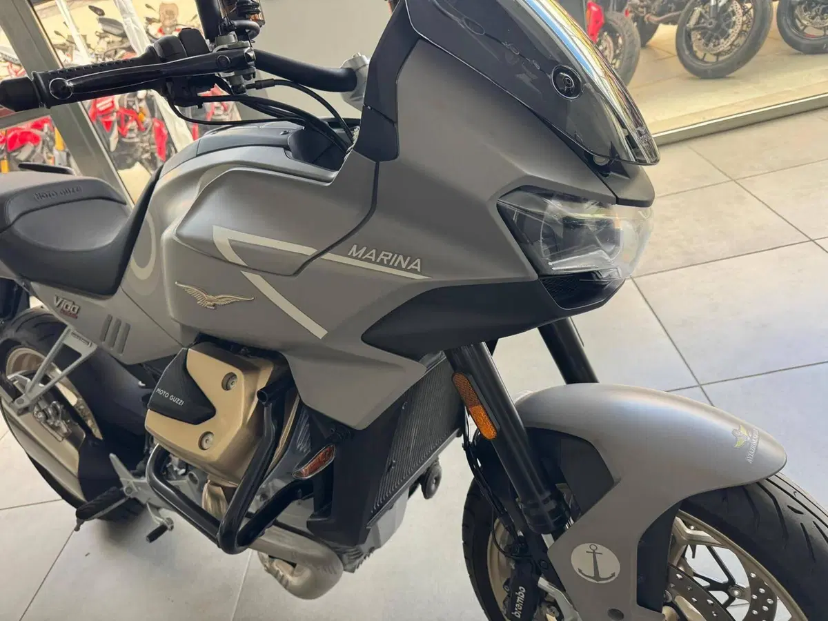 Moto Guzzi V100 Mandello Aviazione Navale (2023 - 24) (6)