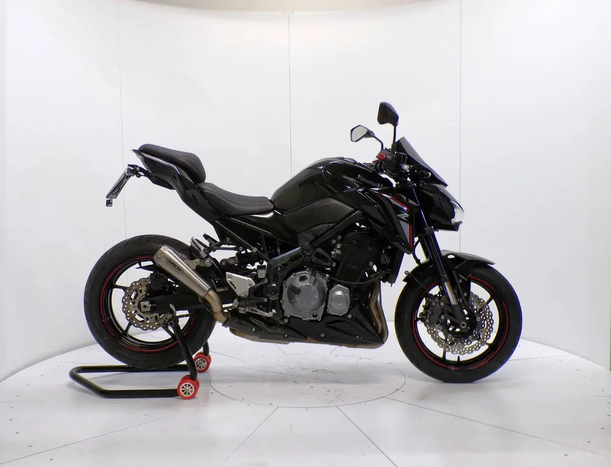 Kawasaki Z 900 (2017 - 18)