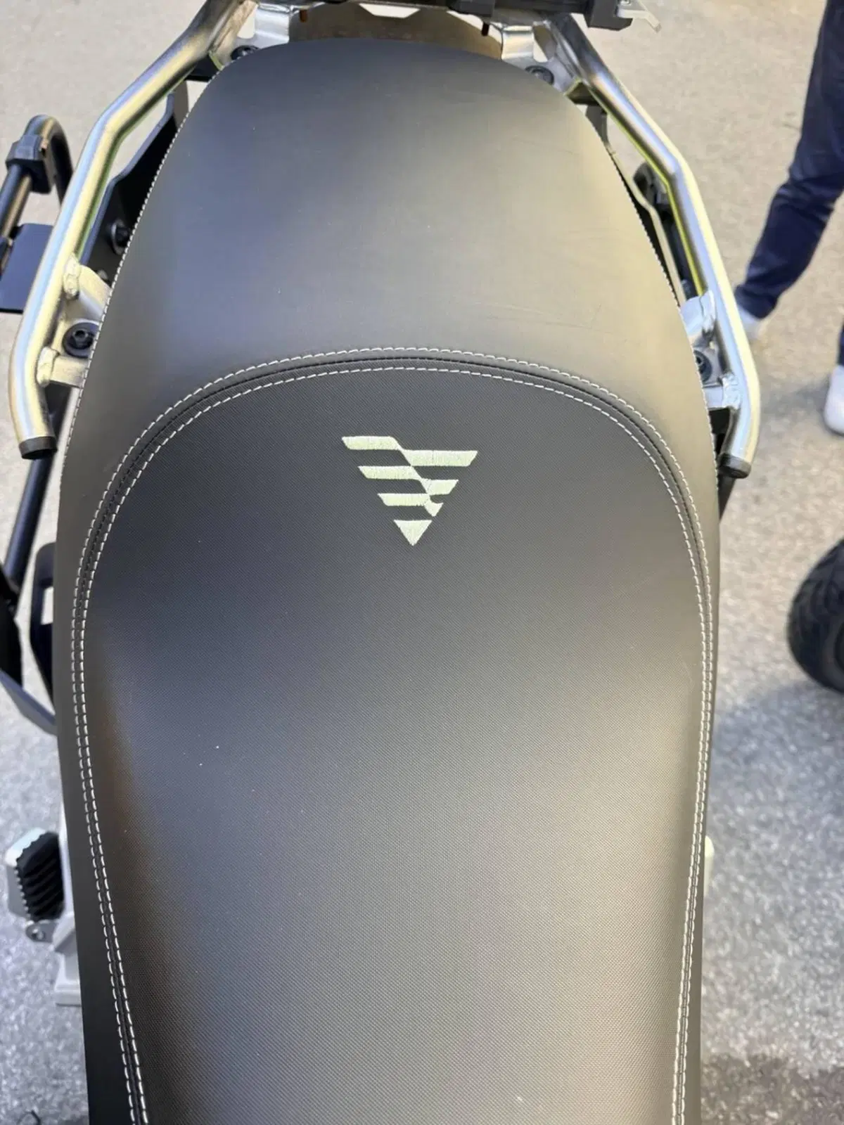 Voge Valico 900DSX (2024 - 26) (6)