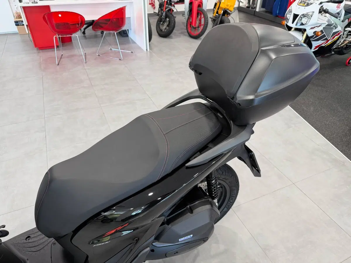 Honda SH 150 Sport (2026) (10)