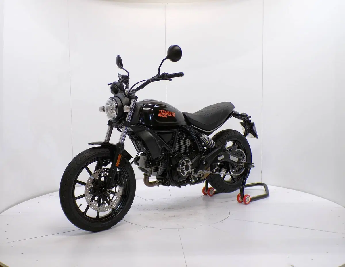 Ducati Scrambler 400 Sixty 2 (2016 - 21) (3)