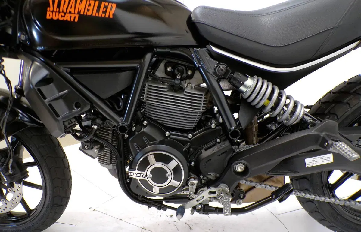 Ducati Scrambler 400 Sixty 2 (2016 - 21) (7)