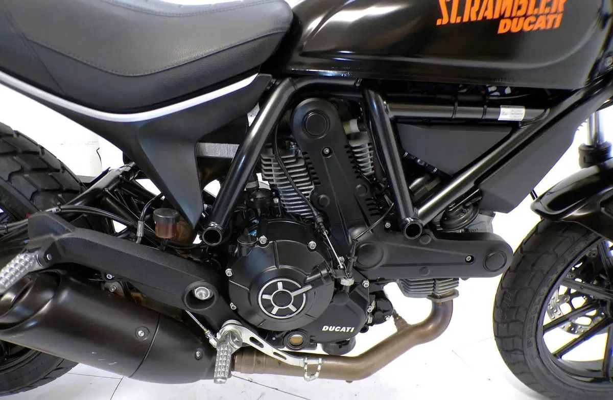 Ducati Scrambler 400 Sixty 2 (2016 - 21) (8)